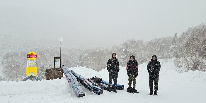 Waiting for the bus outside the Shiga Kōgen Prince Hotel East Wing
Photographer;&nbsp;Simon
2024-03-06&nbsp;09.23.46;&nbsp;Metadata time: '2024 Mar 06 13:23'
Original size:&nbsp;9,248 x 4,631; 9,354 kB;&nbsp;cr
Filename: 2024-03-06 09.23.46 S20+ Simon - waiting for the bus outside the Shiga Kōgen Prince Hotel East Wing_cr.jpg