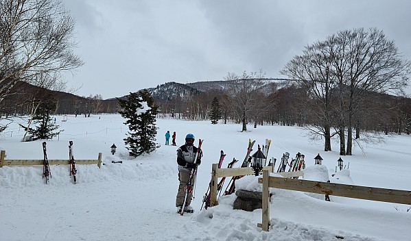 Jim outside the Hotel Grand Phenix
Photographer;&nbsp;Simon
2024-03-12&nbsp;11.29.17;&nbsp;Metadata time: '2024 Mar 12 15:29'
Original size:&nbsp;9,248 x 5,437; 12,011 kB;&nbsp;cr
Filename: 2024-03-12 11.29.17 S20+ Simon - Jim outside the Hotel Grand Phenix_cr.jpg
