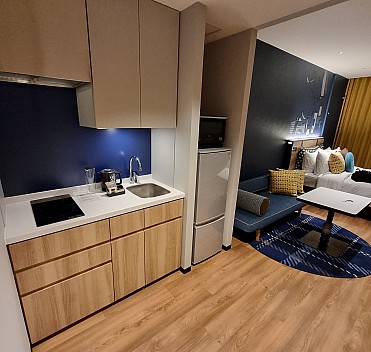 Room at Citadines Namba Ōsaka
Photographer;&nbsp;Jim
2024-03-13&nbsp;19.59.37;&nbsp;Metadata time: '2024 Mar 13 23:59'
Original size:&nbsp;2,804 x 2,662; 1,836 kB;&nbsp;cr
Filename: 2024-03-13 19.59.37 S21FE+ Jim - room at Citadines Namba Ōsaka_cr.jpg