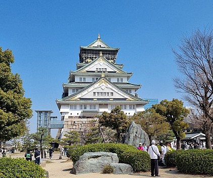 Ōsaka Castle str cr
Photographer;&nbsp;Jim
2024-03-15&nbsp;10.33.59;&nbsp;Metadata time: '2024 Mar 15 14:33'
Original size:&nbsp;2,759 x 2,304; 2,329 kB;&nbsp;{i:2;}
Filename: 2024-03-15 10.33.59 S21FE+ Jim - Ōsaka Castle_str_cr.jpg