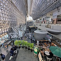 Shinkansen Ōsaka, Tōkyō, to Narita
Kyoto Station
Photo: Jim
2024-03-16 12.39.59; '2024 Mar 16 12:40'
Original size: 2,992 x 2,992; 3,131 kB
2024-03-16 12.39.59 S21FE+ Jim - Kyoto Station.jpeg