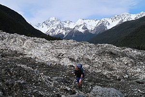 Philip on avalanche debris
Photo: Brian
2024-09-29 14.33.26; '2024 Sept 29 14:33'
Original size: 5,472 x 3,648; 10,551 kB
2024-09-29 14.33.26 IMG_1216 Brian - Philip on avalanche debris.jpeg