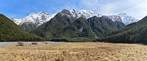 First view of Huxley Forks Hut
Photo: Simon
2024-09-29 14.57.37; '2024 Sept 29 14:57'
Original size: 16,425 x 6,844; 44,585 kB; stitch
2024-09-29 14.57.37 S20+ Simon - first view of Huxley Forks Hut_stitch.jpg