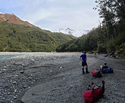 Brian and Philip resting in the Huxley
Photo: Simon
2024-09-29 14.17.22; '2024 Sept 29 14:17'
Original size: 11,101 x 9,183; 17,971 kB; stitch
2024-09-29 14.17.22 S20+ Simon - Brian and Philip resting in the Huxley_stitch.jpg