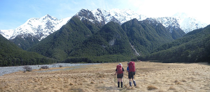 Simon and Brian in sight of Huxley Forks Hut
Photo: Philip
2024-09-29 14.58.26; '2024 Sept 29 14:58'
Original size: 6,336 x 2,781; 6,135 kB; stitch
2024-09-29 14.58.26 P1070575 Philip - Simon and Brian in sight of Huxley Forks Hut_stitch.jpg