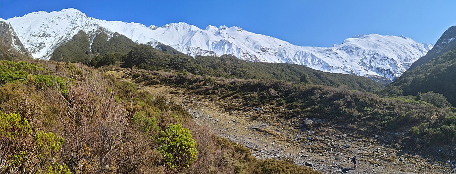 Philip nearing the upper reaches of the North Huxley
Photographer;&nbsp;Simon
2024-09-30&nbsp;10.53.28;&nbsp;Metadata time: '2024 Sept 30 10:53'
Original size:&nbsp;16,761 x 6,407; 19,730 kB;&nbsp;stitch
Filename: 2024-09-30 10.53.28 S20+ Simon - Philip nearing the upper reaches of the North Huxley_stitch.jpg