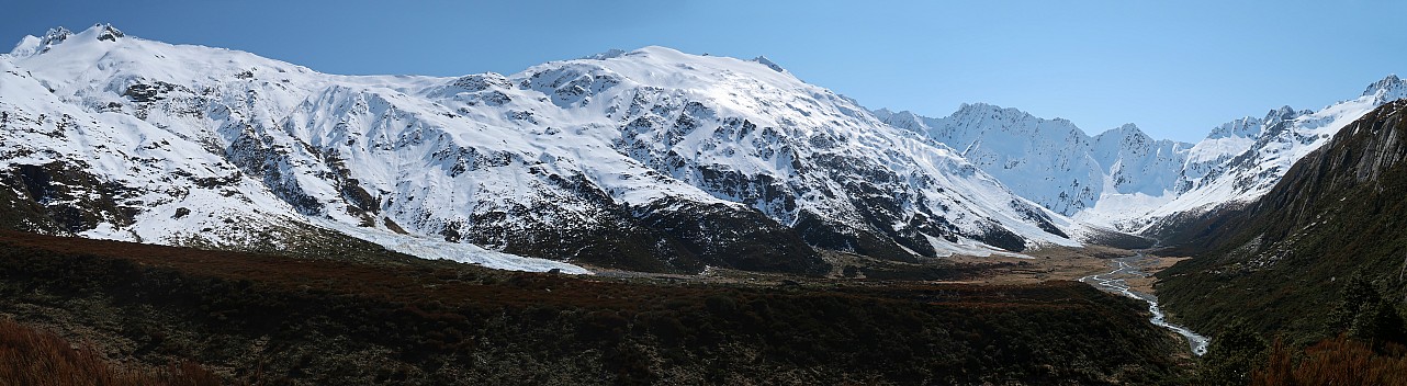 North Huxley and Brodrick Pass
Photographer;&nbsp;Brian
2024-09-30&nbsp;12.16.00;&nbsp;Metadata time: '2024 Sept 30 12:16'
Original size:&nbsp;13,651 x 3,748; 10,870 kB;&nbsp;stitch
Filename: 2024-09-30 12.16.00 IMG_1230 Brian - North Huxley and Brodrick Pass_stitch.jpg