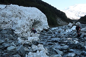 Philip and Simon beside avalanache debris in the North Huxley
Photo: Brian
2024-09-30 09.47.24; '2024 Sept 30 09:47'
Original size: 5,472 x 3,648; 9,379 kB
2024-09-30 09.47.24 IMG_1222 Brian - Philip and Simon beside avalanache debris in the North Huxley.jpeg