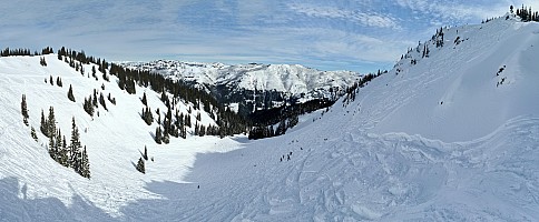View from The Notch
Photographer;&nbsp;Simon
2025-02-26&nbsp;11.34.47;&nbsp;Metadata time: '2025 Feb 26 11:34'
Original size:&nbsp;22,879 x 9,447; 20,548 kB;&nbsp;stitch
Filename: 2025-02-26 11.34.47 S20+ Simon - view from The Notch_stitch.jpg