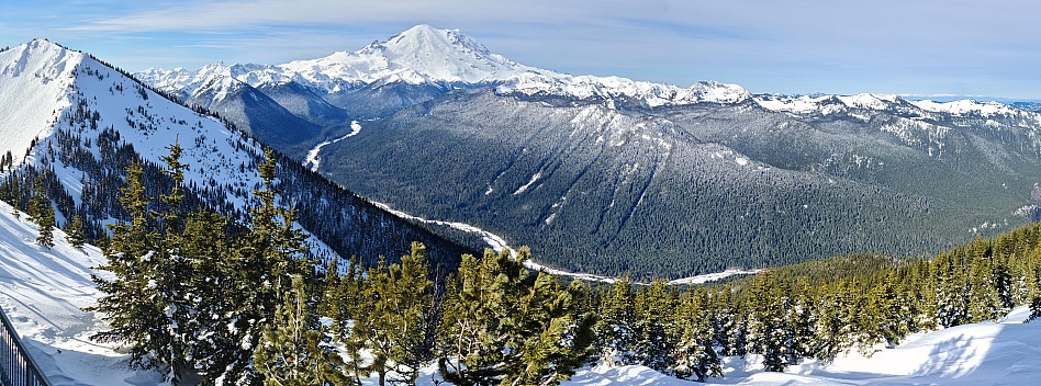 Mt Ranier and White River from Crystal Mountain
Photographer;&nbsp;Simon
2025-02-26&nbsp;10.15.17;&nbsp;Metadata time: '2025 Feb 26 10:15'
Original size:&nbsp;16,652 x 6,180; 18,823 kB;&nbsp;stitch
Filename: 2025-02-26 10.15.17 S20+ Simon - Mt Ranier and White River from Crystal Mountain_stitch.jpg