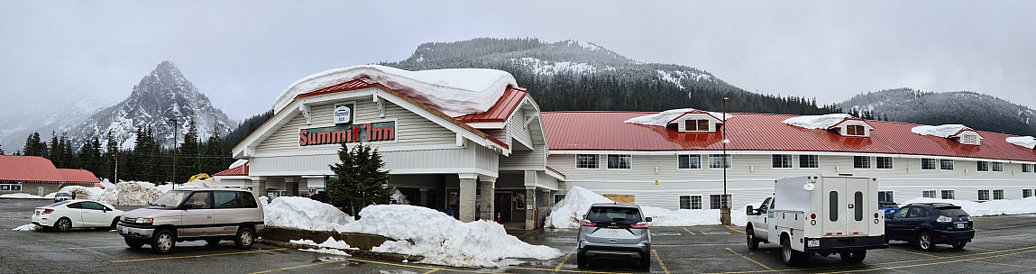2025-03-04 16.03.53 S20+ Simon - Summit Inn_stitch.jpg: 17831x4719, 11853k (2025 Jul 13 14:14)