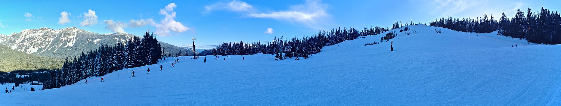 At the top of Alpine
Photographer;&nbsp;Simon
2025-03-05&nbsp;16.44.44;&nbsp;Metadata time: '2025 Mar 05 16:44'
Original size:&nbsp;30,536 x 5,766; 14,410 kB;&nbsp;stitch
Filename: 2025-03-05 16.44.44 S20+ Simon - at the top of Alpine_stitch.jpg