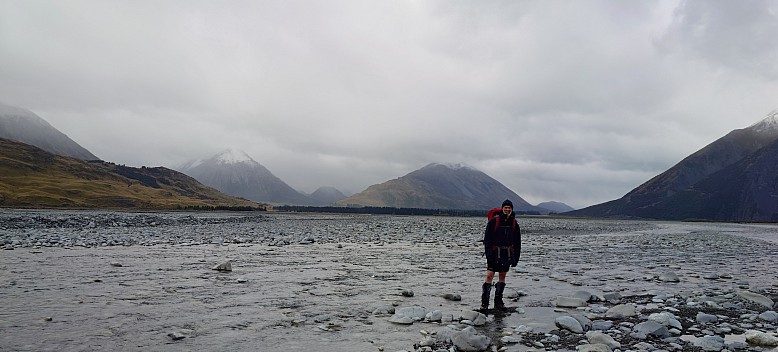 Brian crossing te Waitāwhiri
Photographer;&nbsp;Simon
2026-03-02&nbsp;12.29.43315;&nbsp;Metadata time: '2026 Mar 02 12:29'
Original size:&nbsp;8,000 x 3,621; 5,147 kB;&nbsp;cr
Filename: 2026-03-02 12.29.43315 Xpr1VII Simon - Brian crossing te Waitāwhiri_cr.jpg