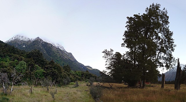 Behind Manuel's Hut
Photographer;&nbsp;Simon
2026-03-03&nbsp;07.17.13841;&nbsp;Metadata time: '2026 Mar 03 07:17'
Original size:&nbsp;11,018 x 6,040; 7,117 kB;&nbsp;stitch
Filename: 2026-03-03 07.17.13841 Xpr1VII Simon - Behind Manuel's Hut_stitch.jpg