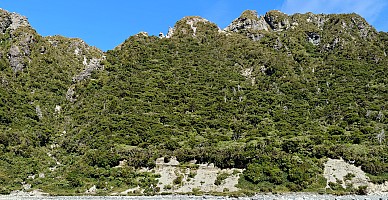 Unknown Stream valley wall and route of track
Photographer;&nbsp;Simon
2026-03-04&nbsp;14.01.01647;&nbsp;Metadata time: '2026 Mar 04 14:01'
Original size:&nbsp;5,882 x 3,035; 6,745 kB;&nbsp;stitch
Filename: 2026-03-04 14.01.01647 Xpr1VII Simon - Unknown Stream valley wall and route of track_stitch.jpg
