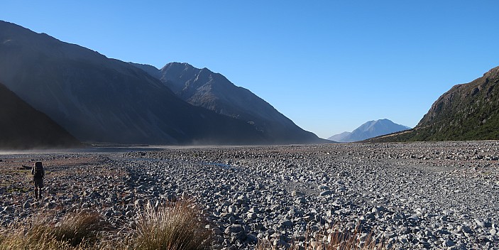 Heading down the Waitāwhiri
Photographer;&nbsp;Brian
2026-03-06&nbsp;09.19.19;&nbsp;Metadata time: '2026 Mar 06 09:19'
Original size:&nbsp;5,472 x 2,739; 6,103 kB;&nbsp;cr
Filename: 2026-03-06 09.19.19 CPSG7MII IMG_1799 Brian - heading down the Waitāwhiri_cr.jpg